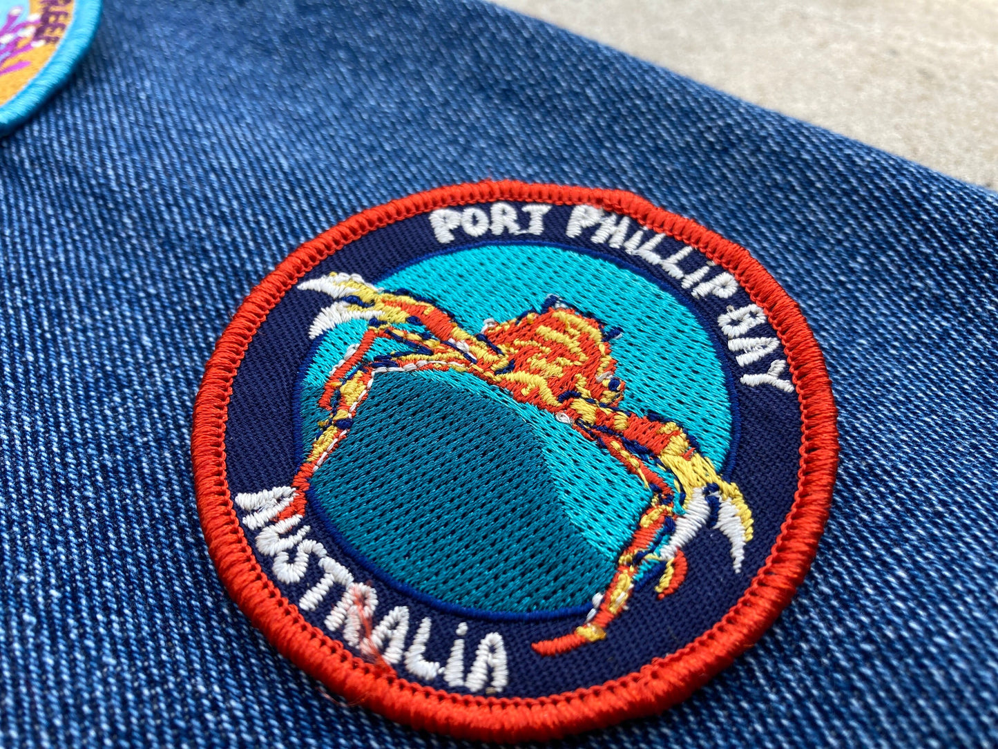 Port Phillip Bay Spider Crab Patch - Colorful Embroidered Souvenir for Divers and Ocean Enthusiasts